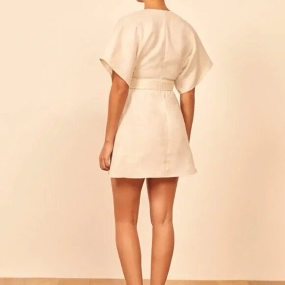 NWT Reformation Ty Kimono Linen Abalone Shell Button Cream Mini Dress Size 2 - Picture 5 of 12